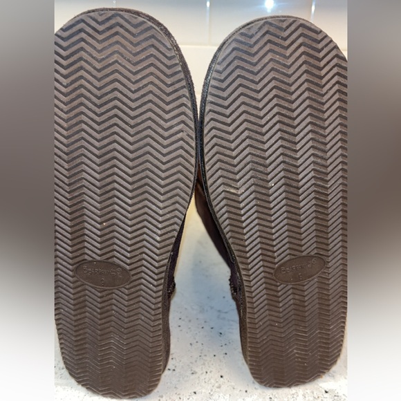 BearPaw Woman’s Brown Boots . New Without tags. Size 9 - Picture 7 of 8
